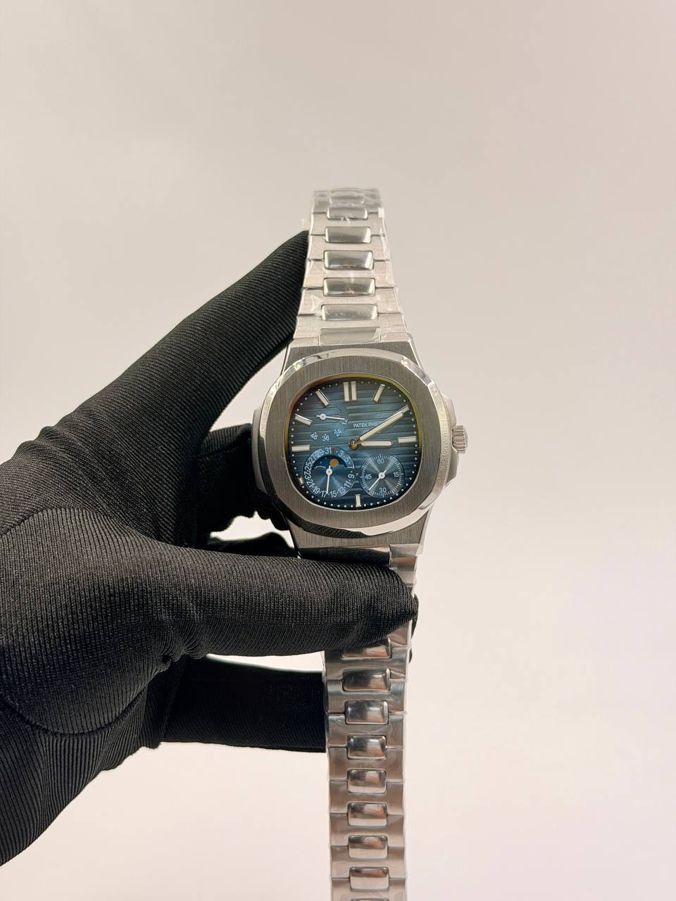 Patek
450 dhs🇦🇪🇦🇪
Automatic

Zain85
♥️♥️♥️