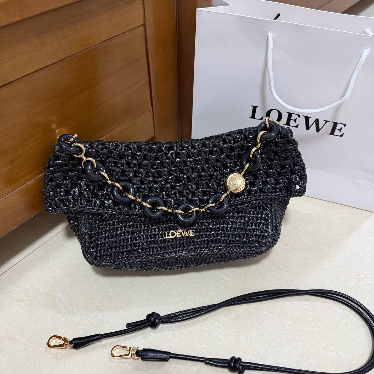 Loewe 
Master❣️❣️
340 dhs🇦🇪🇦🇪
#27cm❤️❤️🙋‍♂️

Zain228
♥️♥️♥️