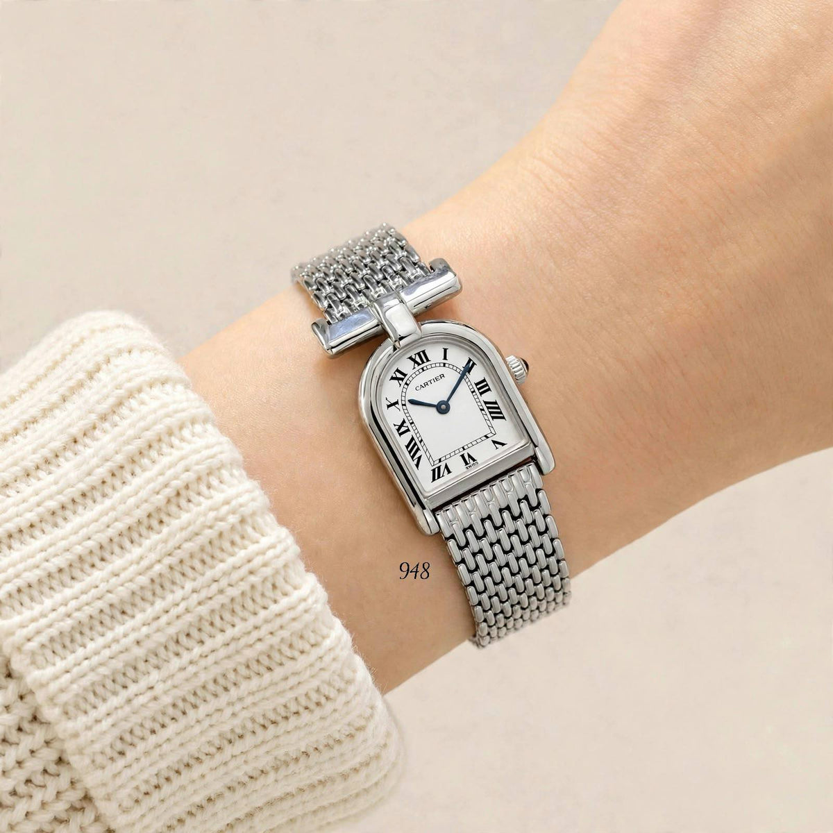 CARTIER CALANDRE WOMEN BATTERY 

21MM

280 dhs🇦🇪🇦🇪

Zain58
♥️♥️♥️