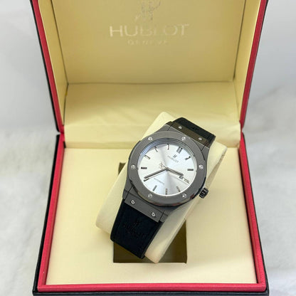 NEW CAME 
HUBLOT MEN WATCH 
GOOD QUALITY 
70 dhs🪙

Zain40
♥️♥️♥️