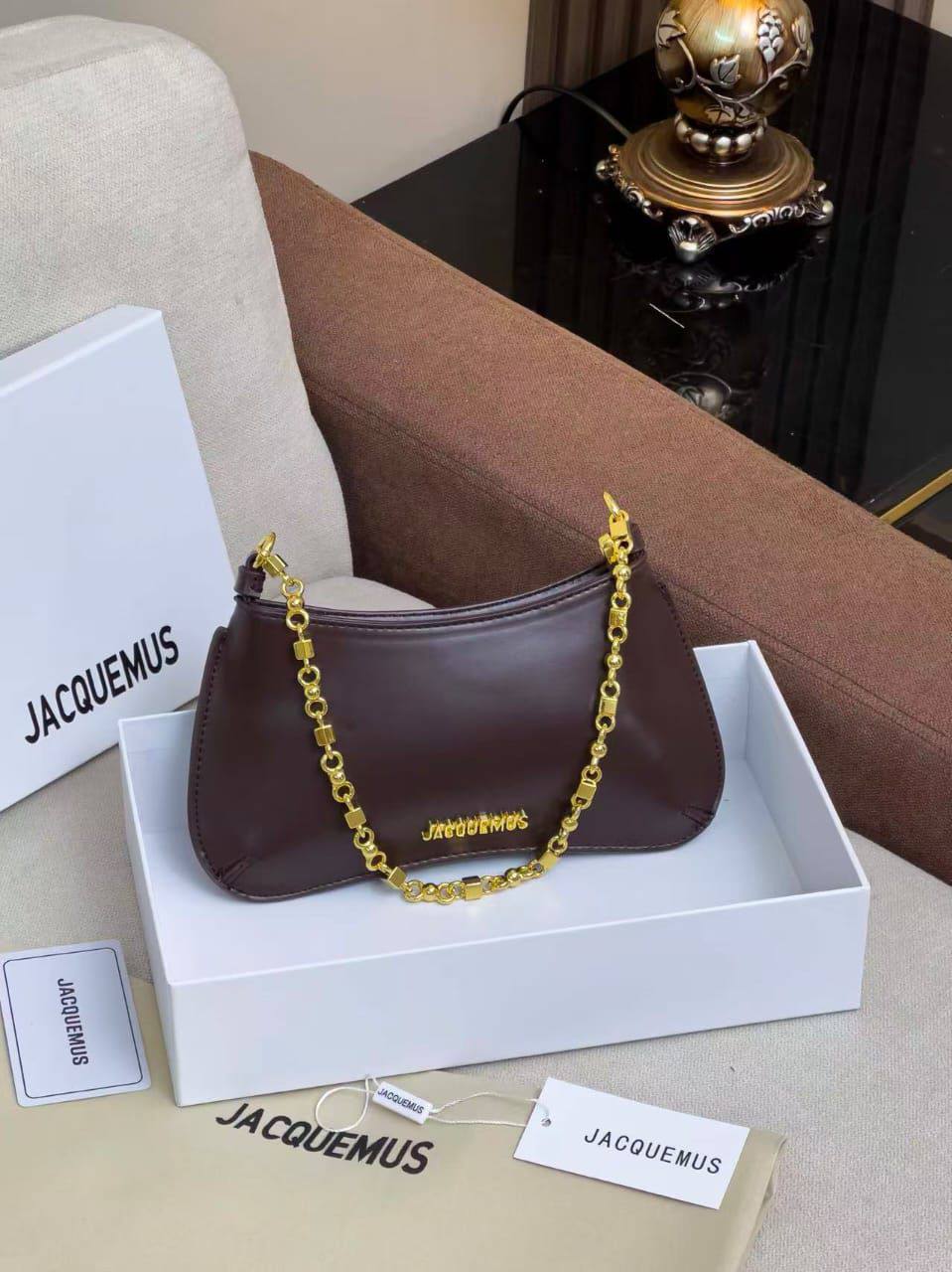 Jacquemus
Best quality
No box’s
100 dhs✅
size 23.5cm

Zain158
♥️♥️♥️