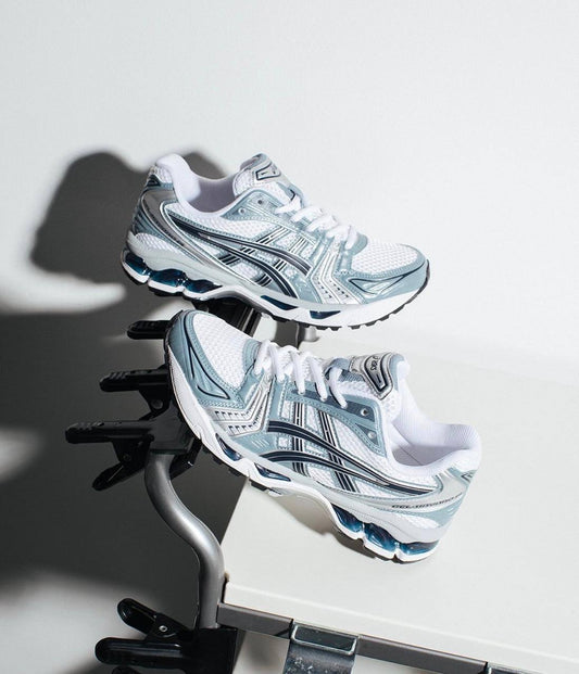 ASICS Gel-Kayano 14 White Fjord Grey，Size 36-45 ，
240 dhs💓

Zain18
♥️♥️♥️
