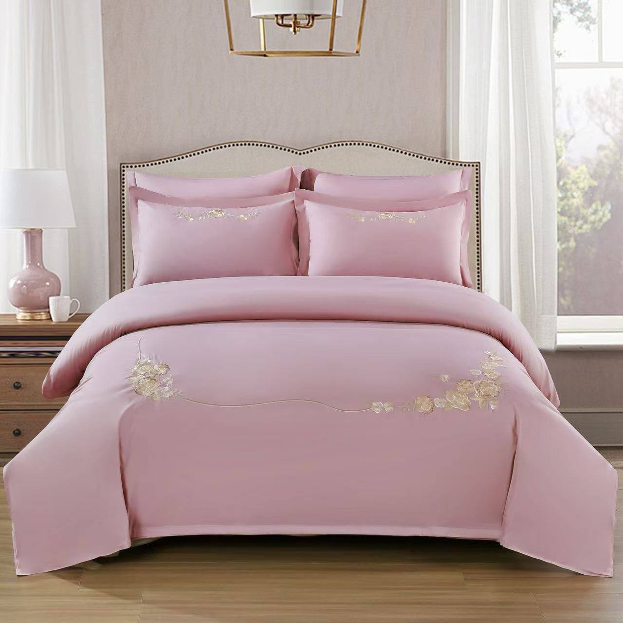 💥💥💥
New collection ✅✅✅✅
Embroidered 🪡🪡🪡
100 % cotton 
Bedsheets set 
King size cover set 6pcs set 
1 cover 
1 bedsheets 
4 pillowcases 
120 dhs🪙💚

Zain99
♥️♥️♥️