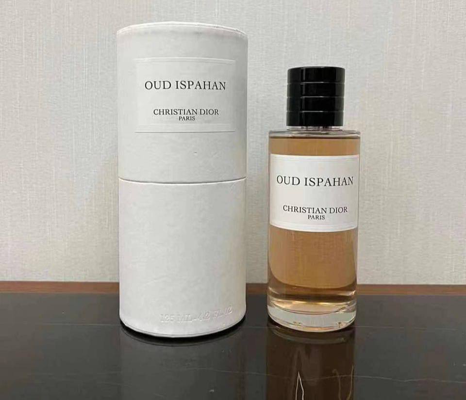 Dior
55 dhs🪙

Zain64
🌸🌸🌸