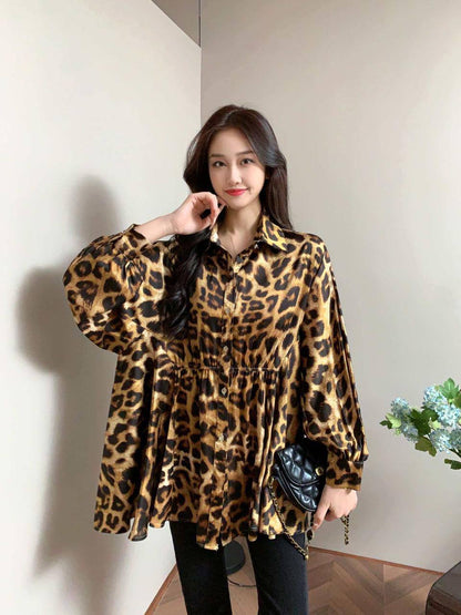 Silk beautiful clothes 
Free size 
120 dhs✅

Zain295
♥️♥️♥️
