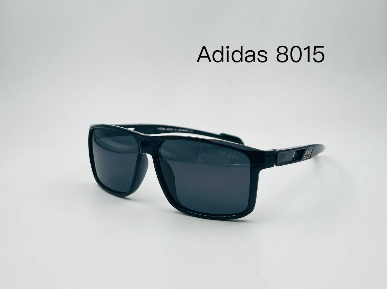 Nike Ad 💥*
Sunglasses 🕶️ 
good quality 💯
With master box 🗃️ 
50 dhs✅

Zain273
♥️♥️♥️