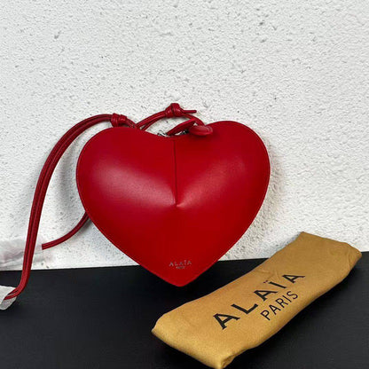 Alaia
Master
330 dhs✅

Zain141
♥️♥️♥️