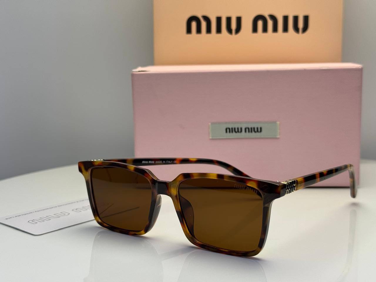 Sunglasses 

Good quality 

55 DHS🇦🇪🇦🇪🇦🇪

Zain182
♥️♥️♥️