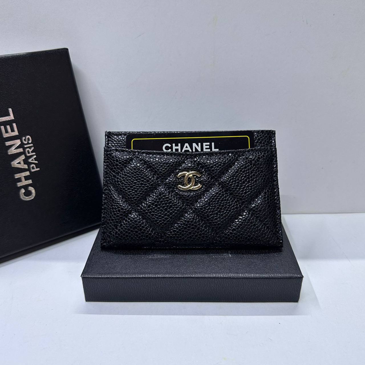Wallet & Cardholder
 copy one 
with box 
🎁🎁🎁

55 dhs✅
leather 

Zain39
♥️♥️♥️