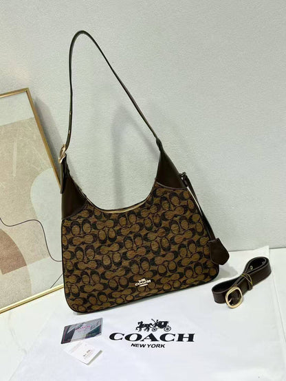 COACH

Best quality 
without box

110 dhs🇦🇪🇦🇪

size 35CM
Zain290
♥️♥️♥️