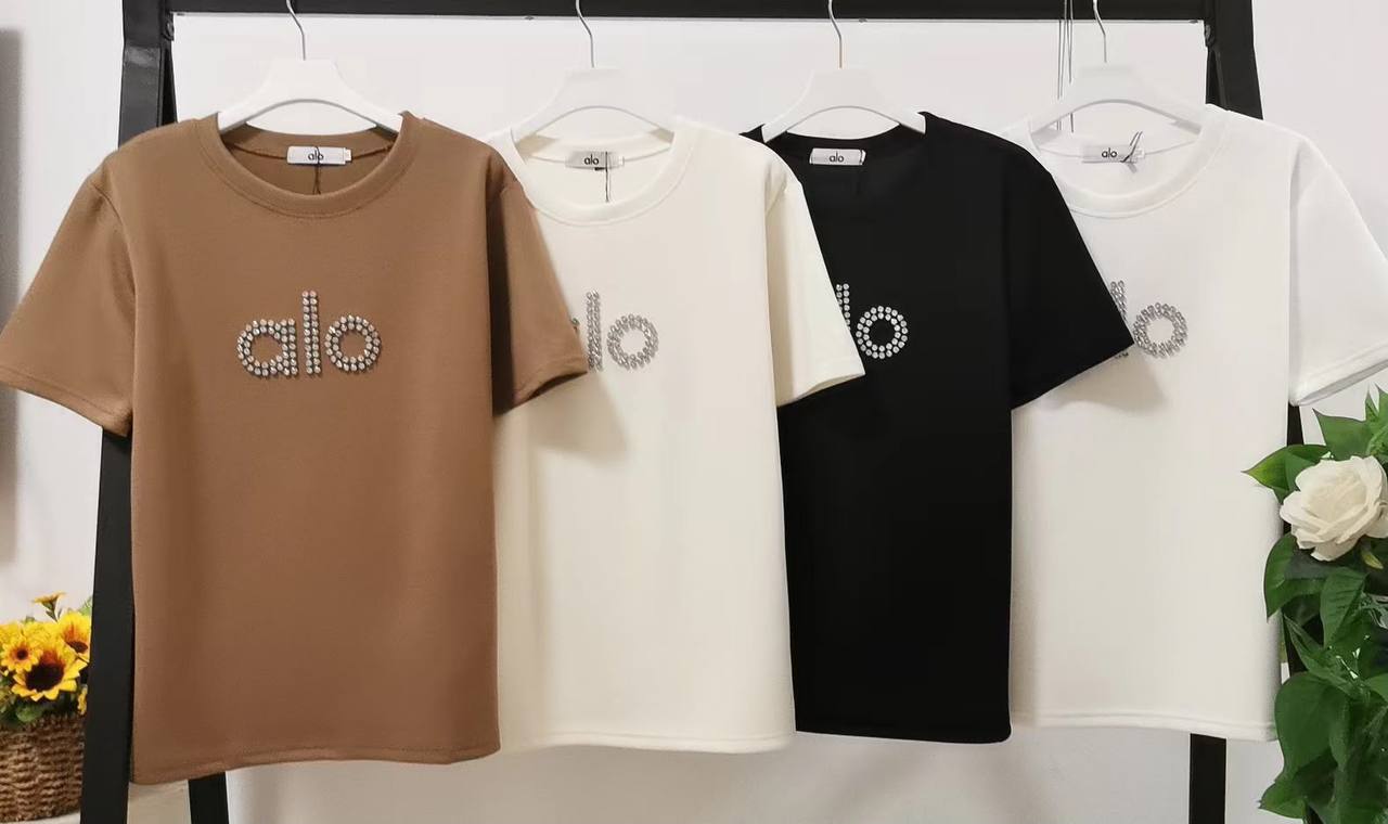 M-L-XL size 
130 dhs🇦🇪🇦🇪

Zain140
♥️♥️♥️