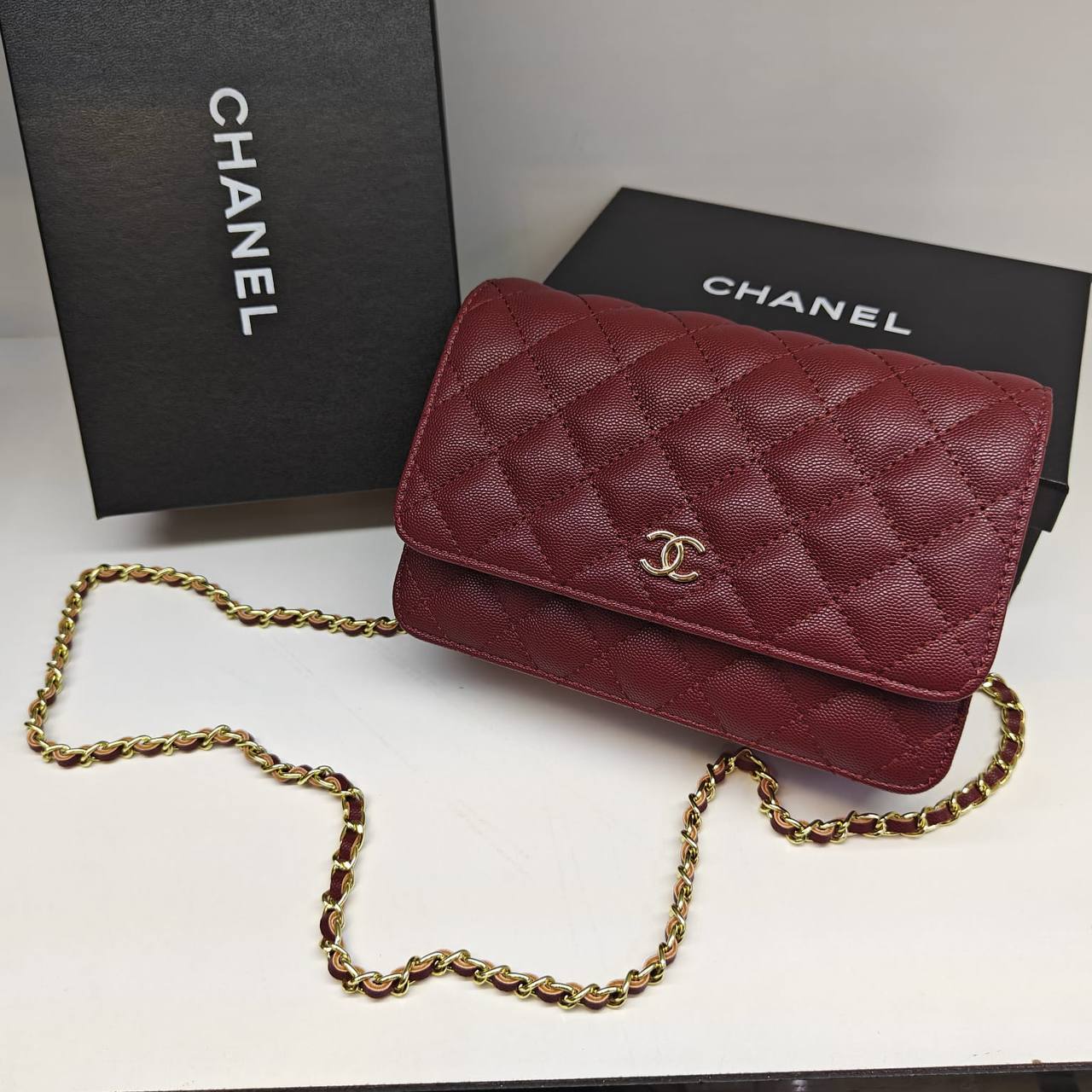 Chanel 
80 dhs🇦🇪🇦🇪 
with box

Zain235
♥️♥️♥️