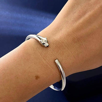 CARTIER
BANGLE🍃
*MASTER*🍃
With normal box🛍️
50 dhs✅
With master box🛍️
90 dhs✅

Zain263
♥️♥️♥️