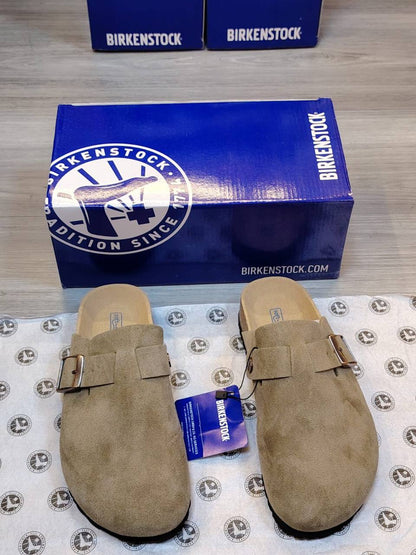 Birkenstock High Quality, New Arrived 
Size 36 To 45
110 dhs✅

Zain120
♥️♥️♥️