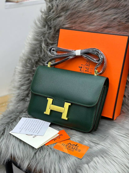 HERMES
SIZE………. 23CM🌷
95 dhs🪙🌨️
With BOX✅

Zain244
♥️♥️♥️