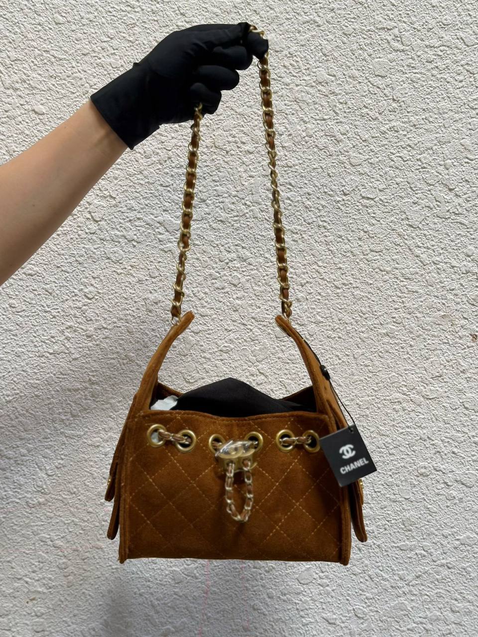 Chanel 
25bag mini 
Size:20×22cm
120 dhs💓

Zain114
♥️♥️♥️