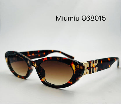 Miu Miu
Sunglasses 🕶️ 
good quality 💯
With master box 🗃️ 
50 dhs🌺

Zain273