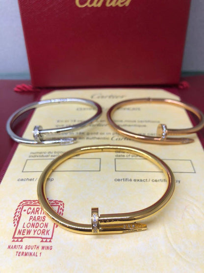 Cartier bangle

55 dhs 

Zain122
♥️♥️♥️