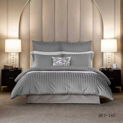 New collection 
Double line 
Cotton 
Hotels quality 
King size 👌👌cover set👌👌👌
1 cover 
1 bedsheets 
4 pillowcases 
110 dhs✅

Zain99
♥️♥️♥️
