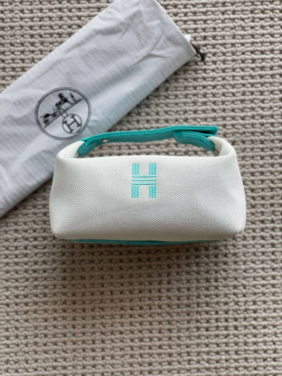 HERMES                                                            *Bride à brac Clutch Bag*                                    *Master Quality*
350 dhs

Zain179
♥️♥️♥️