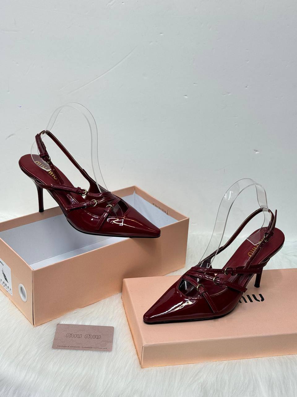 Miu Miu 
💯high quality
Size 36-37-38-39-40-41

120 dhs✅

Zain86
♥️♥️♥️
