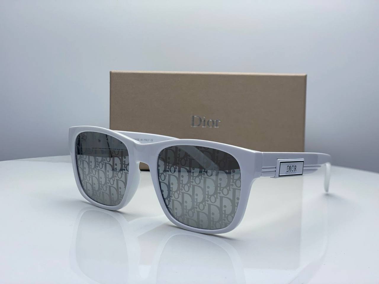 Sunglasses
65 dhs🇦🇪🇦🇪

Zain182
♥️♥️♥️