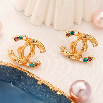 New arrival 

Branded earrings offer price 
20 dhs🪙🌨️
30 dhs🪙🌨️

pc with branded box and paperbag🎁🎁🎁

Zain243
♥️♥️♥️