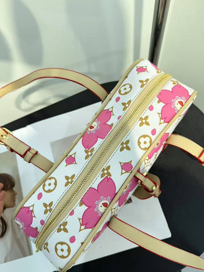 LV
sɪᴢᴇ : 31 cm

70 dhs🪙🌺

Zain31
♥️♥️♥️