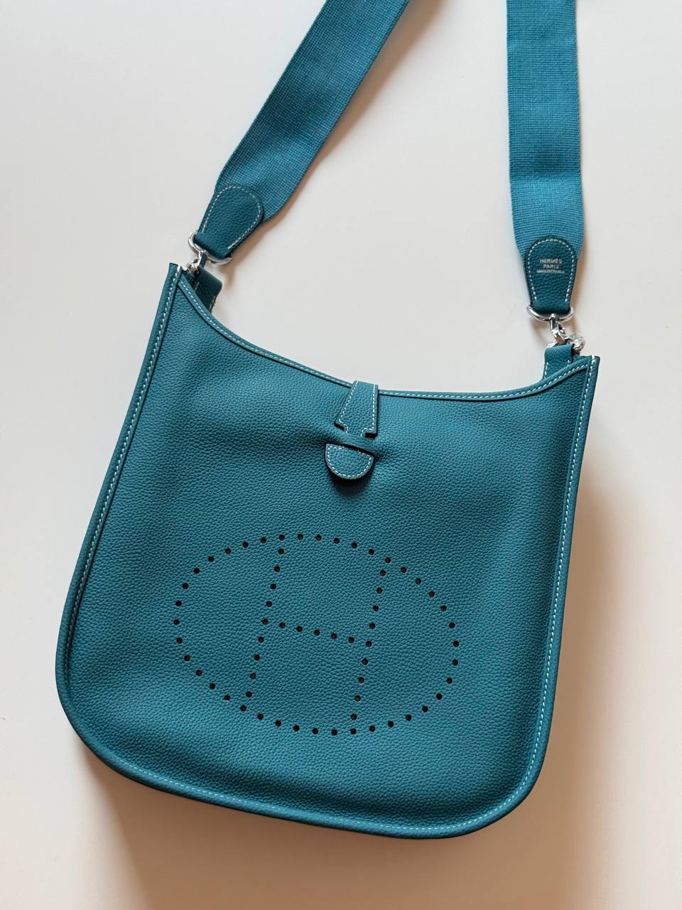 Hermes evelyne 29cm💕Master quality 😍with box❤️
370 dhs🇦🇪🇦🇪

Zain51
♥️♥️♥️