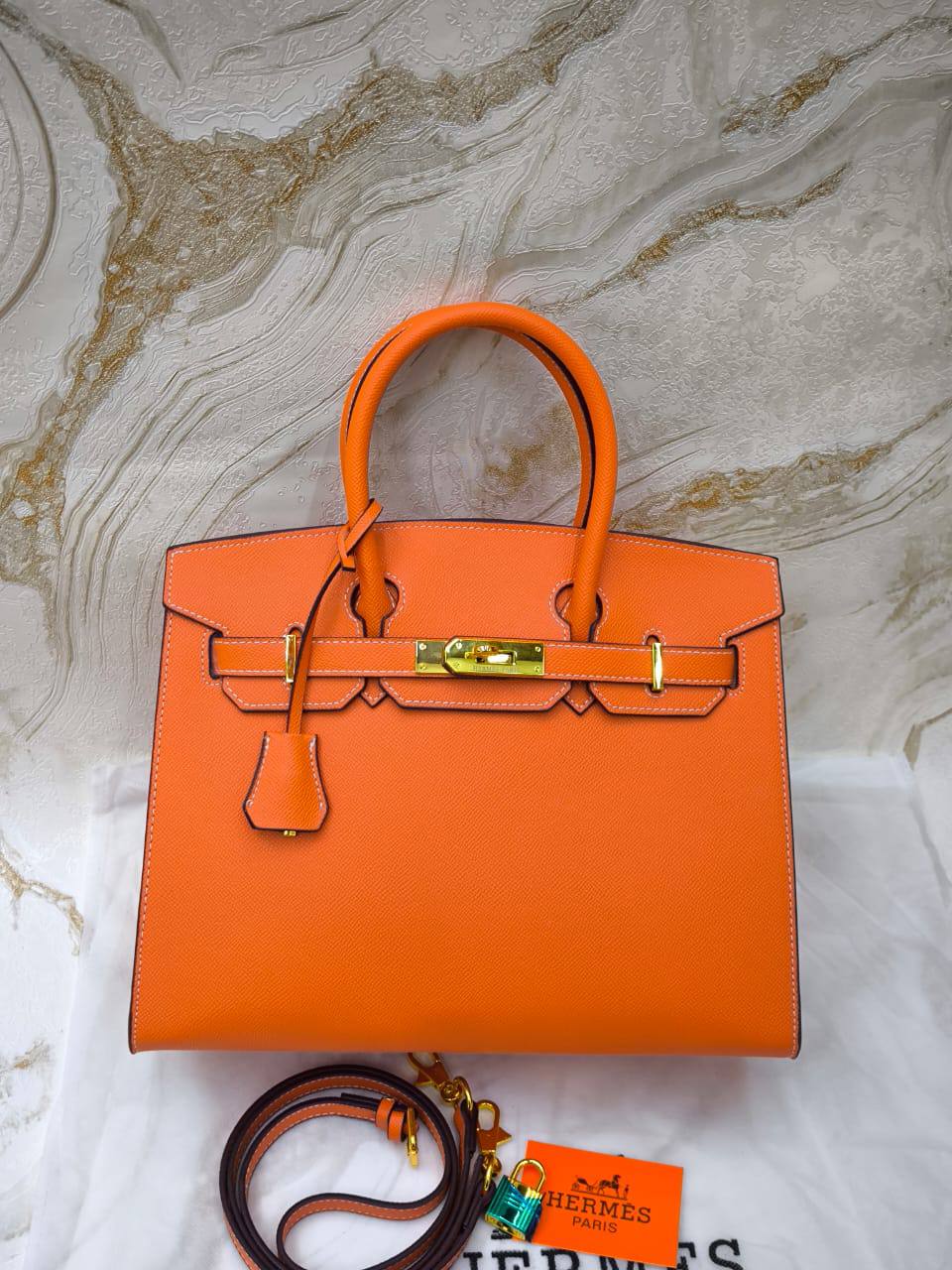 Hermes
110 dhs✅

Zain203
♥️♥️♥️