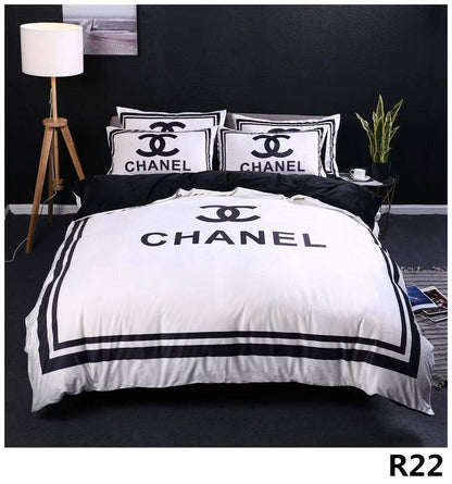 Master 🇫🇷🇫🇷🇫🇷
Give you best life 💥💥
Bedsheets set 
King size cover 6pcs set 
1 duvet cover 
1 fitted sheets 
4 pillowcases 
6pcs set
With paper bag 💼 
120 dhs🗽

Zain99
♥️♥️♥️