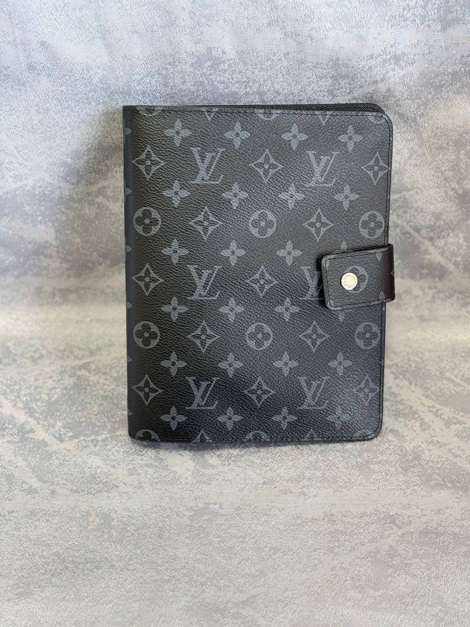 LV
Agenda 
350 dhs💓

Zain179
♥️♥️♥️