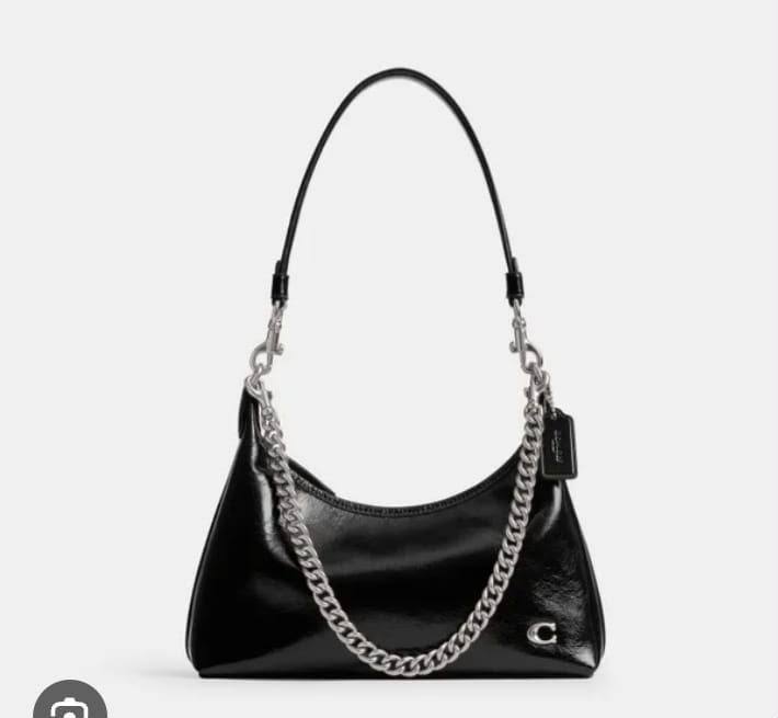 Coach
90 dhs✅
With box

Zain219
♥️♥️♥️