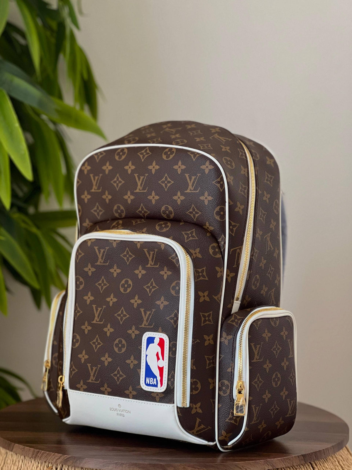 BRAND- LOUIS VUITTON 
BACKPACK 
SUPER MASTER QUALITY 
WITH PAPER BAG

For Price 👇 WhatsApp✅
0568585901 
0507557372
0552275751 Owner Zain 👌

Zain267
♥️♥️♥️