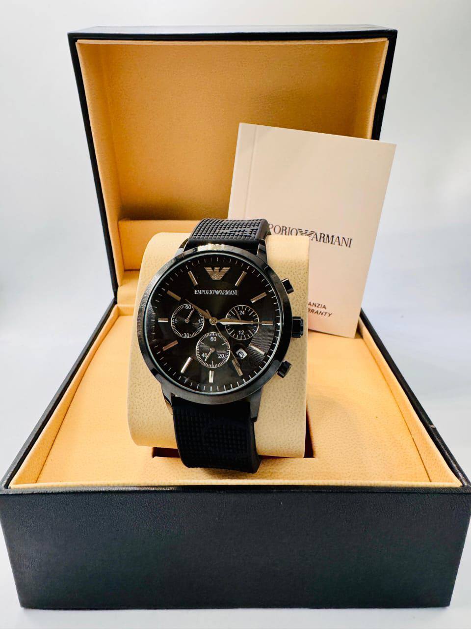 Armani men
*Chronograph working*
*offer price
60 dhs🪙🌨️

Zain08
♥️♥️♥️