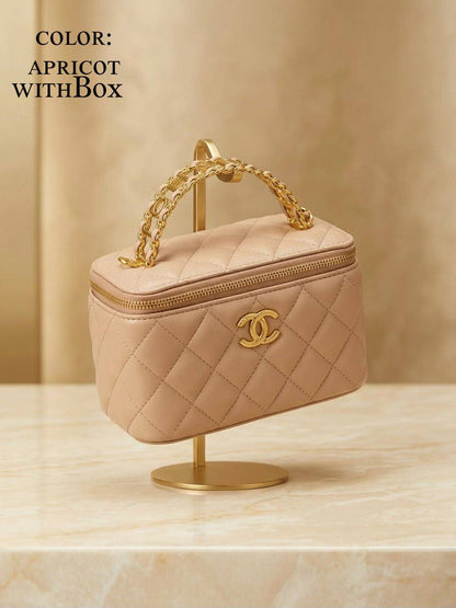 Chanel ᴠᴀɴɪᴛʏ ᴛᴏᴘ ʜᴀɴᴅʟᴇ
ᴍɪʀʀᴏʀ ɪɴsɪᴅᴇ
ᴡɪᴛʜʙᴏx
ʟᴇᴀᴛʜᴇʀ
sɪᴢᴇ:18ᴄᴍ
100 dhs✅

Zain56
♥️♥️♥️