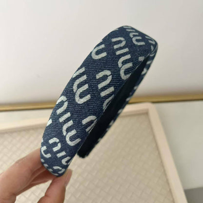 *Headband ❤️‍🔥*
good quality 💯
20 dhs🪙💕

Zain216
♥️♥️♥️