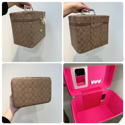 Coach
80 dhs💓

Zain232
♥️♥️♥️