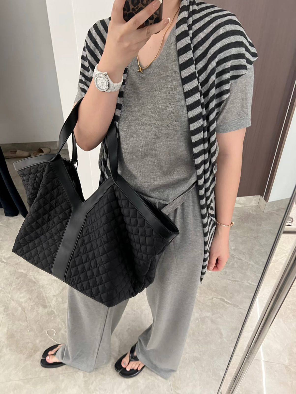 YSL  
GOOD QUALITY 
130 dhs❣️

Zain39
♥️♥️♥️