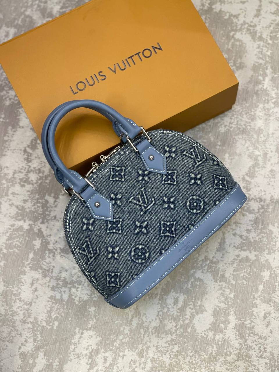 Lv Copy1
220 dhs✅

Zain175
♥️♥️♥️