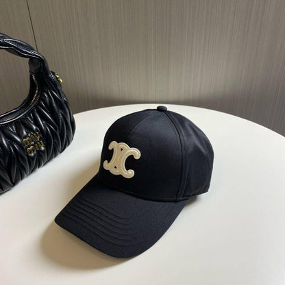 *NEW COLLECTION*

*CAP*

*MASTER QUALITY*

170 dhs❣️

Zain202
♥️♥️♥️