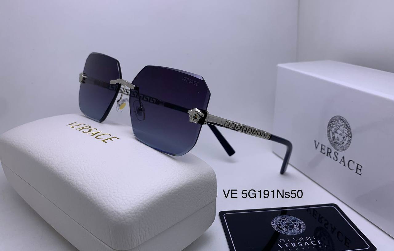 Versace
70 dhs✅

Zain126
♥️♥️♥️