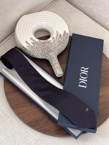 TIE
Super Master Quality
250 dhs💓

Zain267
♥️♥️♥️