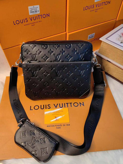 LV
⚡25cm

120 dhs✅

⚡with box
🎁🎁🎁

Zain118
♥️♥️♥️