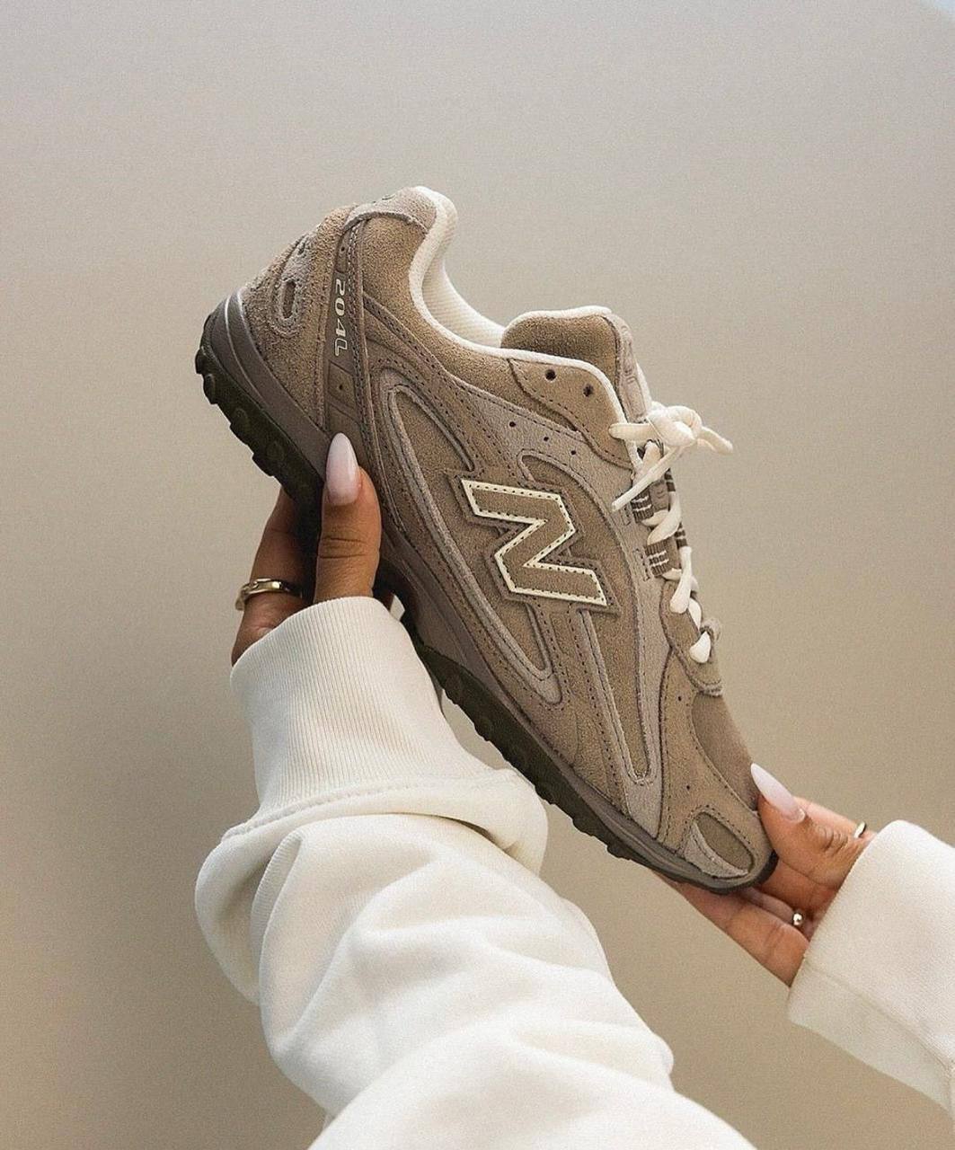 New Balance 204L Mushroom Arid Stone ，
Size 36-45 ，
230 dhs🪙🖤

Zain18
♥️♥️♥️