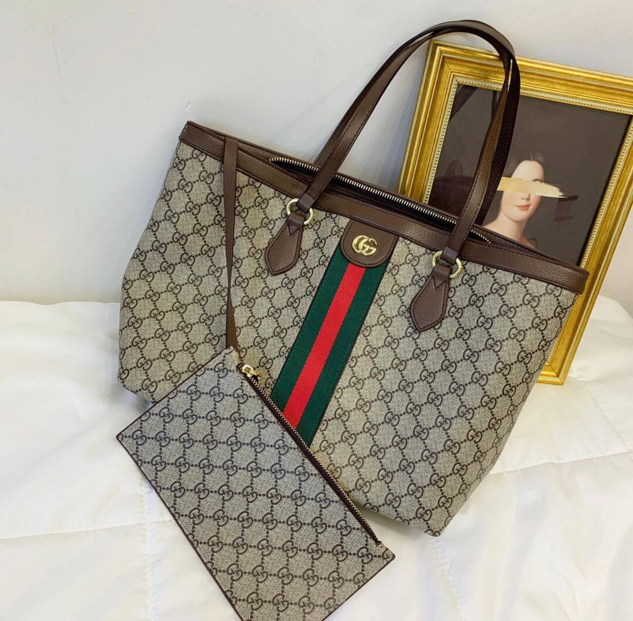 GUCCI 
COPY ONE 
130 dhs✅

Zain39
♥️♥️♥️