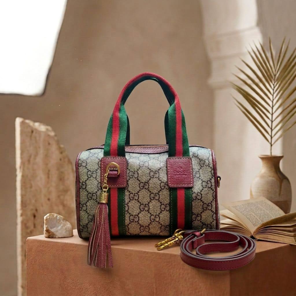 GUCCI ᴍɪɴɪ GG ᴏᴘʜɪᴅɪᴀ
ɪɴ ɢʀᴇᴇɴ & ʀᴇᴅ ᴛʀɪᴍ
GG sᴜᴘʀᴇᴍᴇ ᴄᴀɴᴠᴀs
ɢᴏʟᴅ ʜᴀʀᴅᴡᴀʀᴇ
sɪᴢᴇ : 21 cm
ᴡɪᴛʜ BOX

85 dhs✅

Zain31
♥️♥️♥️