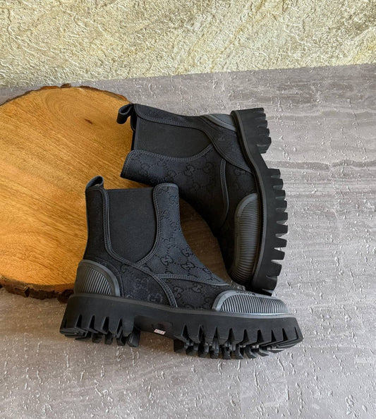 GUCCI ✨

SuperMaster Quality 💯

750 dhs🇦🇪🇦🇪

Size: 36-41💥

Zain171
♥️♥️♥️