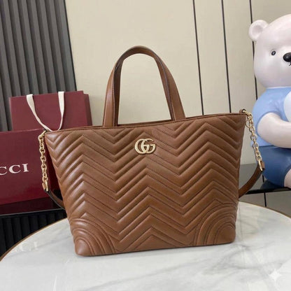 Gucci 

good quality 
100 dhs🇦🇪🇦🇪

Zain215
♥️♥️♥️