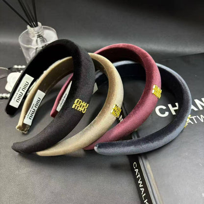 Hair bands
20 dhs🪙💚

Zain263
♥️♥️♥️